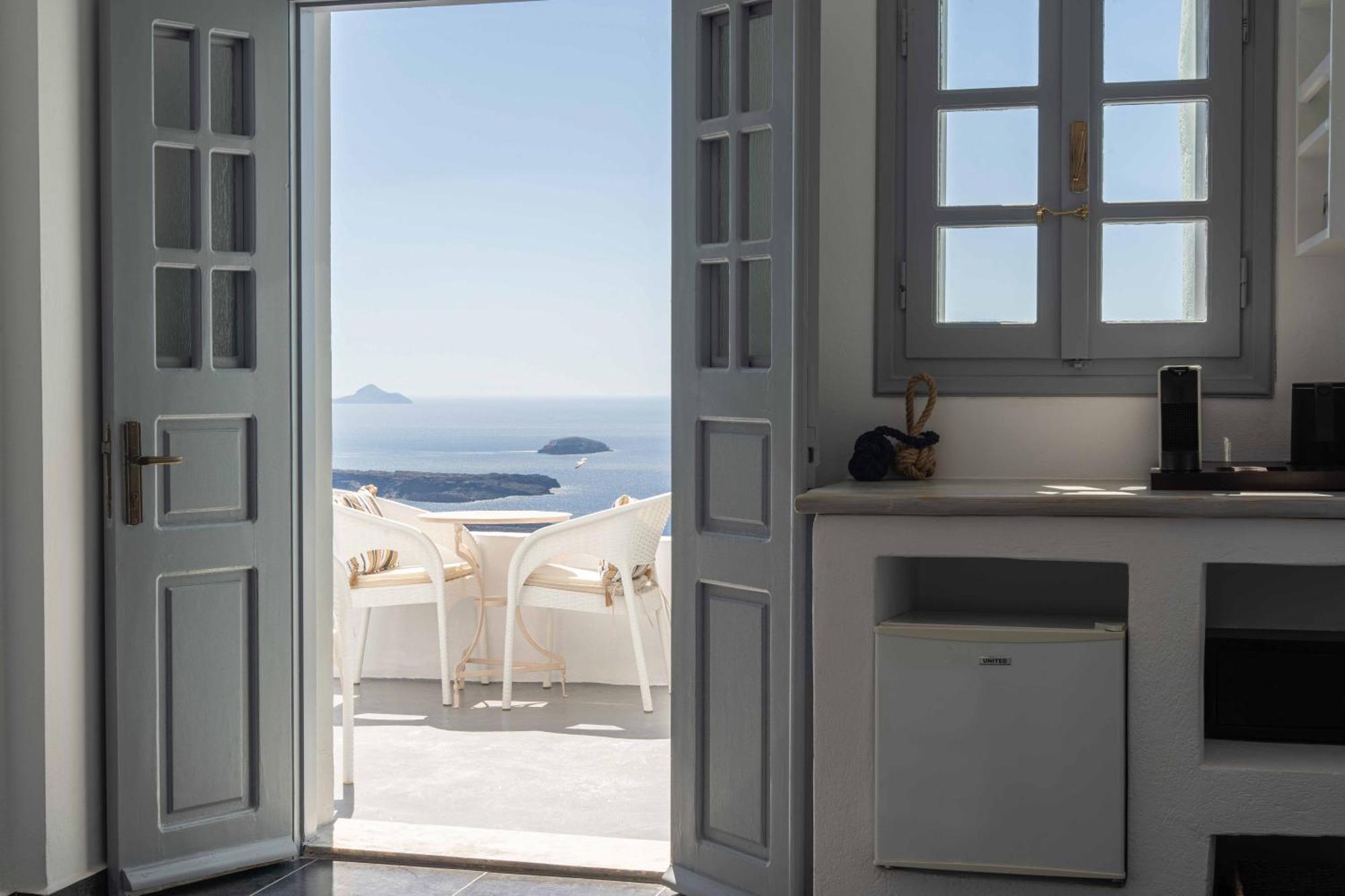 이메로비글리 La Roka, Cliffside Memories B&B 외부 사진